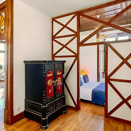 Elegant River View Corpo Santo Apartment *