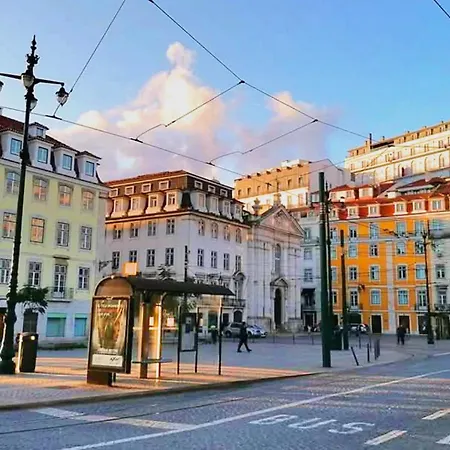 Elegant River View Corpo Santo Apartman